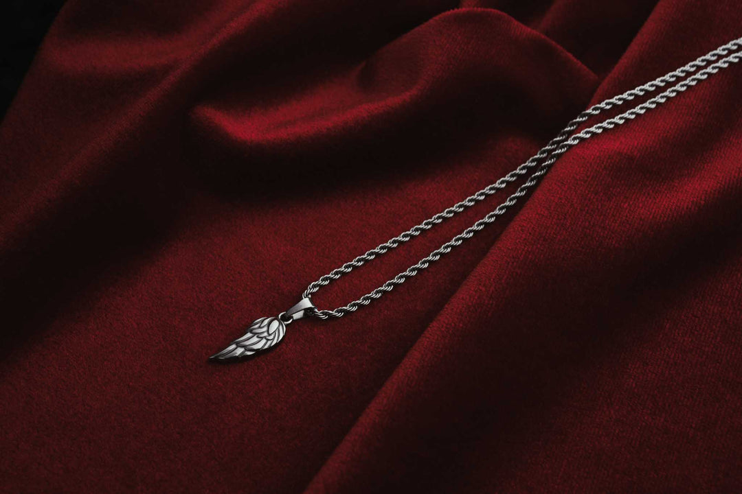 Silver ARROW necklace